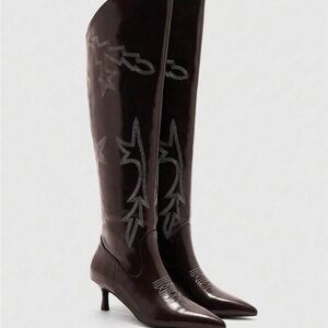 NWT (Originally $65) Western Brown Knee-High Heeled Women’s Boots (Size 7)